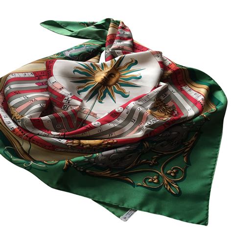 discoujt hermes scarf|Hermes second hand scarf.